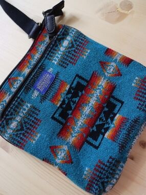 Pendleton Teal Aztec Motif Crossbody Bag with Red and Black Accents